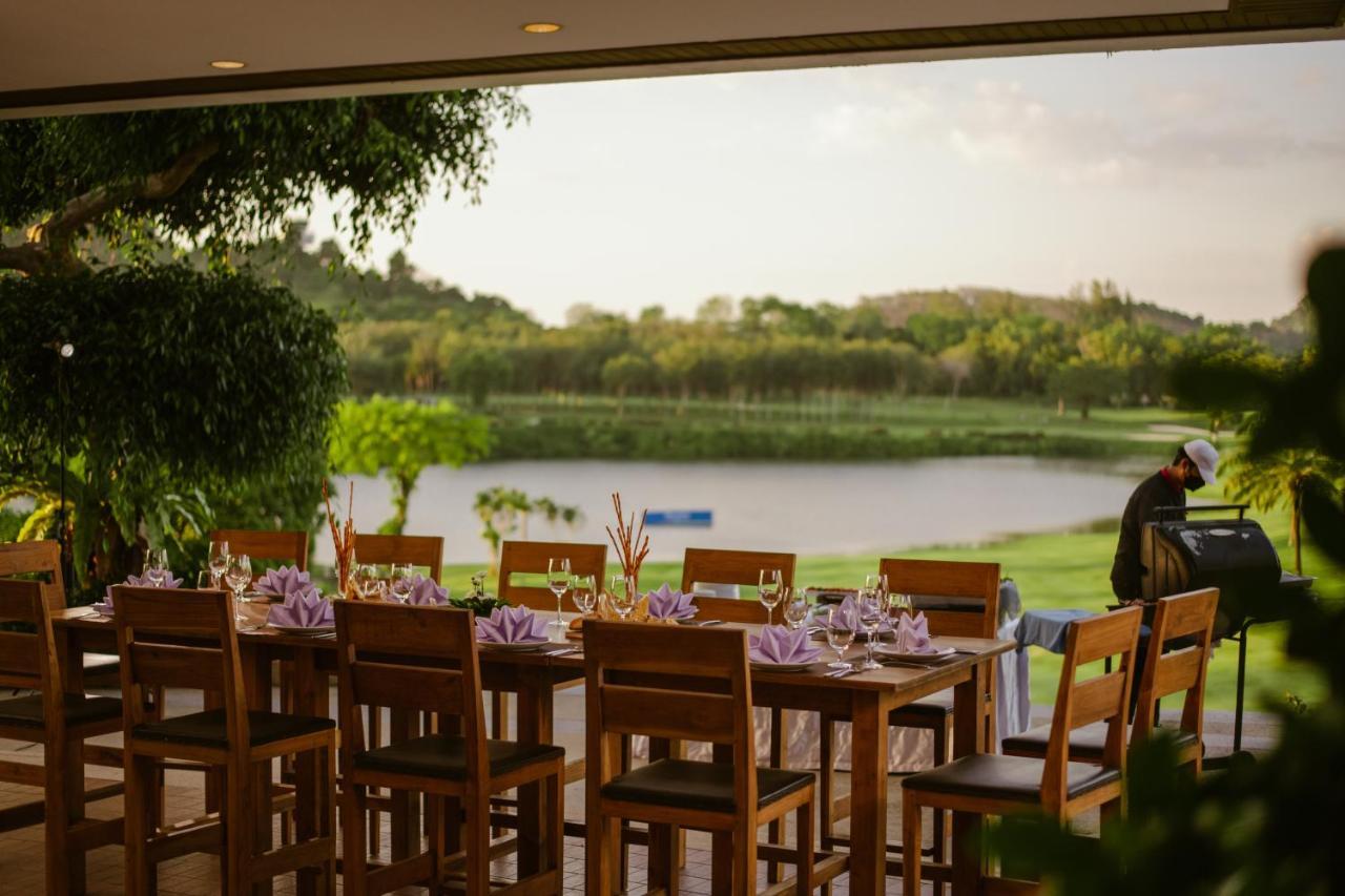 Blue Canyon Country Club Mai Khao Extérieur photo