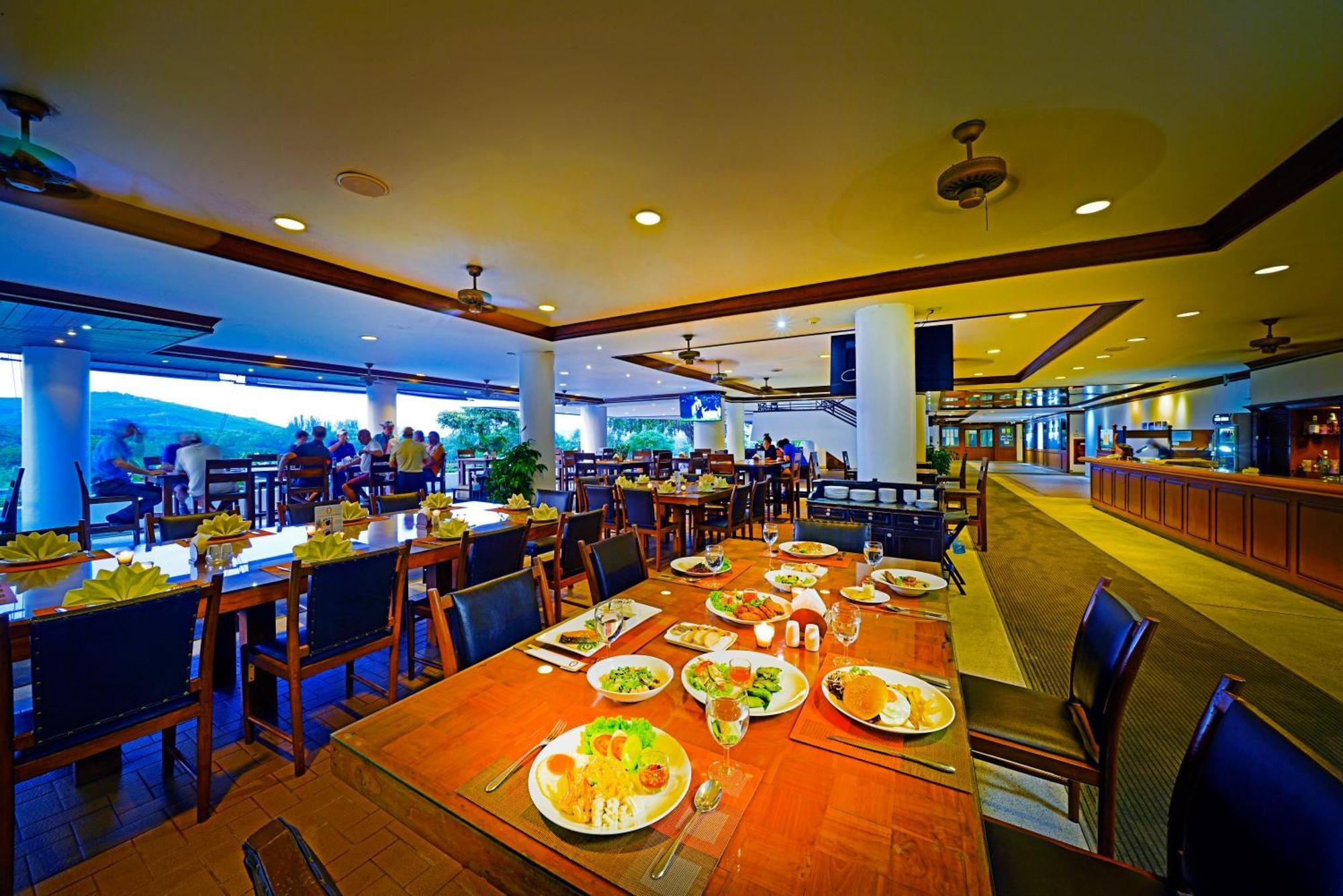Blue Canyon Country Club Mai Khao Extérieur photo